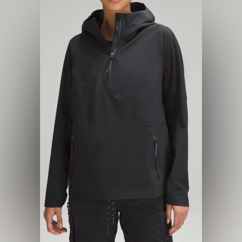NWOT Lululemon Stretch Waterproof Hiking Half-Zip Pullover Black